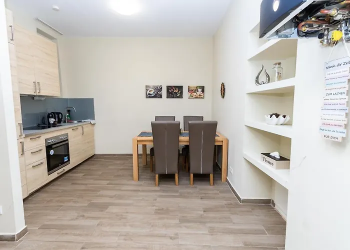 Comfortable Romantic 1 Bedroom Apartment Near Augarten